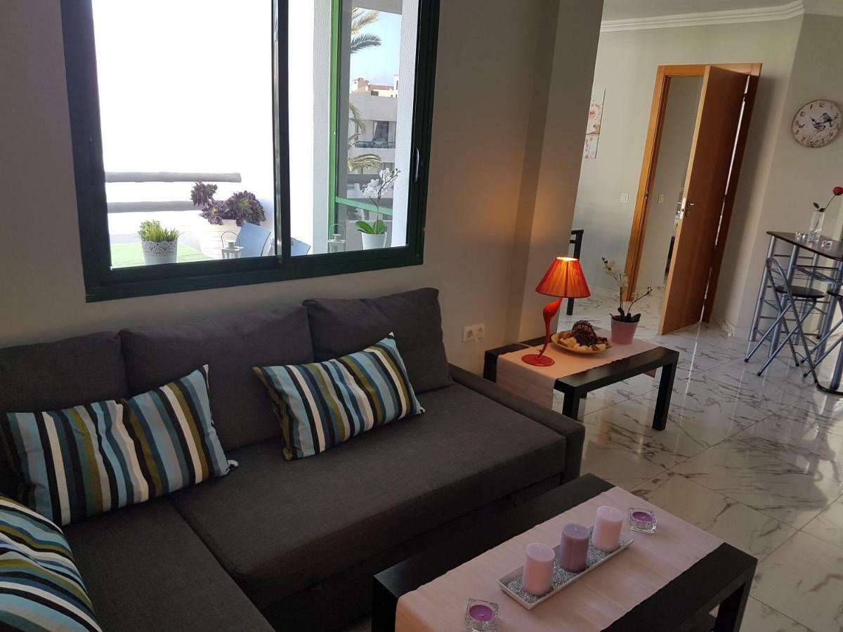 Apartment Casa Palmera Only 150 Meters To The Beach, Heated Pool, Wifi, Sat-Tv, Balcony With Poolview Arona  Exteriör bild