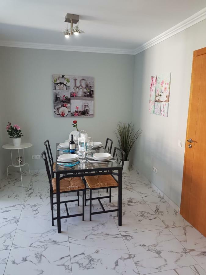 Apartment Casa Palmera Only 150 Meters To The Beach, Heated Pool, Wifi, Sat-Tv, Balcony With Poolview Arona  Exteriör bild